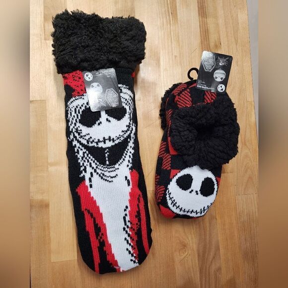 Nwt Disney The Nightmare before Christmas Slipper socks bundle, one size - Picture 1 of 5